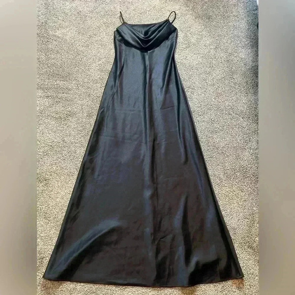 Jump apparel co black silky maxi dress - Picture 1 of 3